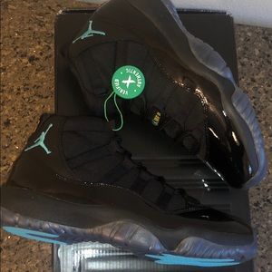 Air jordan 11 Gamma Blue $300 Solid
